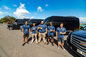 Hawaiʻi Tours guides with vans on the Big Island