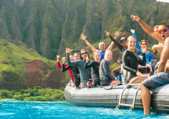 Kauai_Sea_Tours_Raft_Adventure_Na_Pali_Half_Day_Snorkel_Slider_2