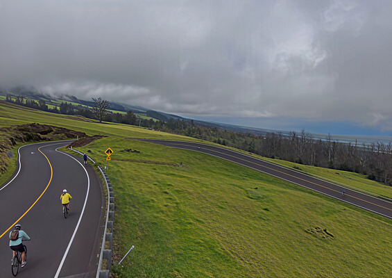 Maui-Sunriders-Bike-Company-Haleakala-Upcountry-Downhill-Bike-Brewery-Adventure-Slider-1