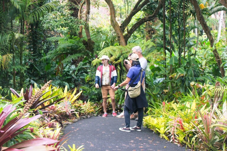 Hawaii_Tropical_Botanical_Garden_Guided_Tour_Feature_slide_3.1