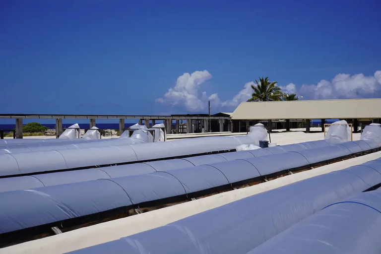 Kona_Salt_Farm_Kona_Salt_Farm_Guided_Tour_Feature_slide_1.1