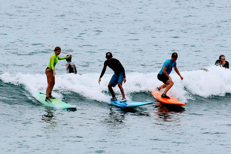 kona_town_surf_adventures__llc_Big_Island_Semi_Private_Surf_Lesson_Feature_slide_1.3