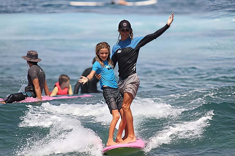 kona_town_surf_adventures__llc_group_lesson_Feature_slide_2.2