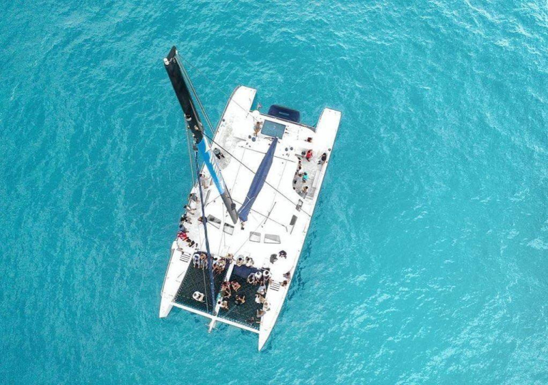 makani-catamaran-waikiki-fun-in-the-sun-sailing-cruise_